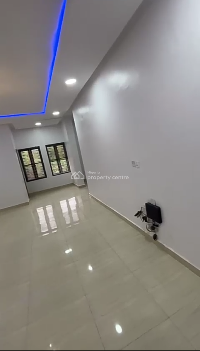 4 Units of 5 Bedroom Smart with 1 Room Bq, By Gaat School., Gaduwa, Abuja, Flat / Apartment for Rent
