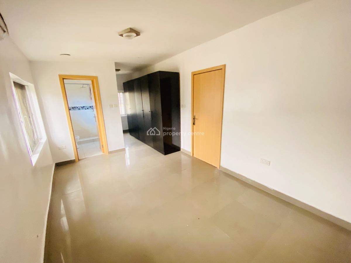 Contemporary 1 Bedroom Apartment, Awolowo Way, Ikoyi, Lagos, Mini Flat (room and Parlour) for Rent