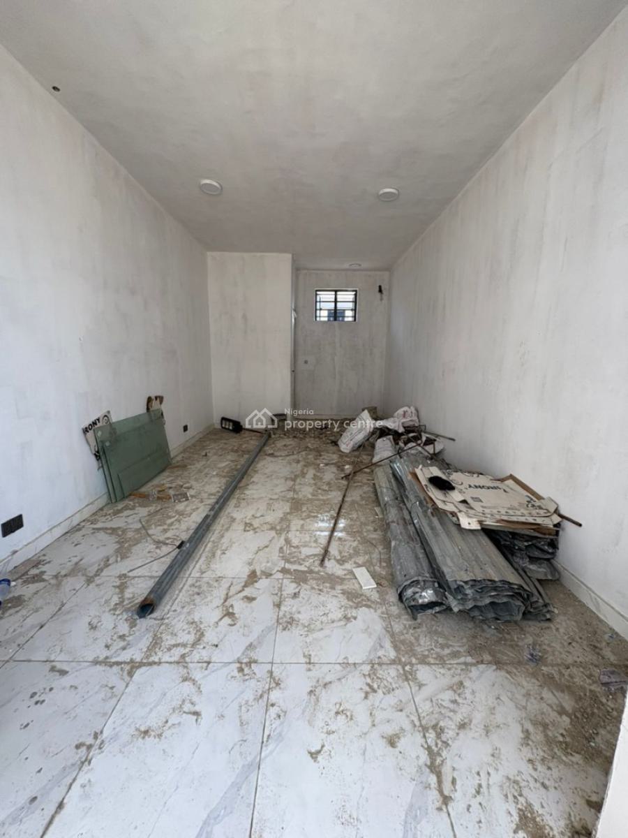 Shop Space, Mobil Road, Ilaje, Ajah, Lagos, Shop for Sale