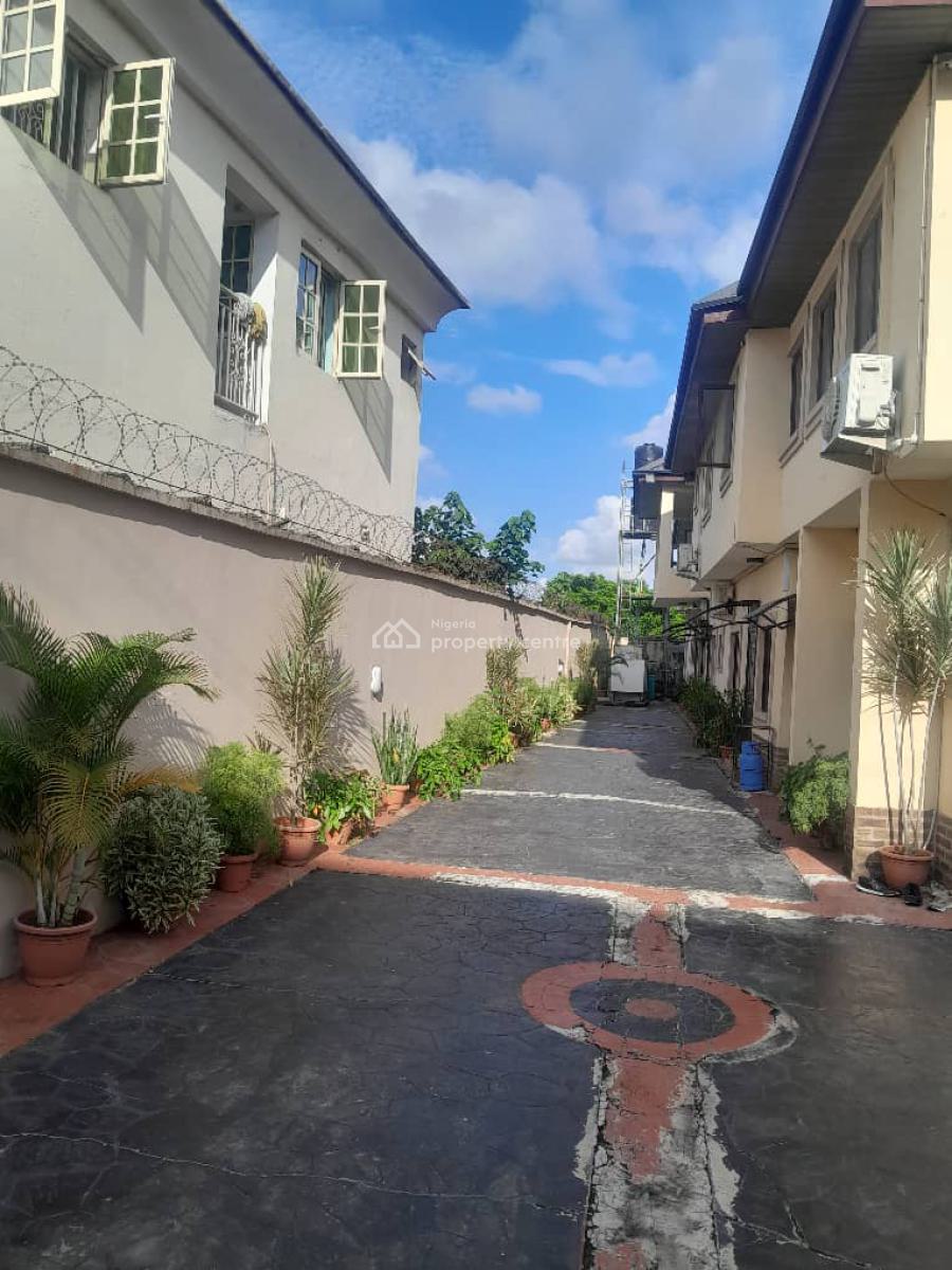 Luxury 3 Bedroom Flat, Opposite Lbs Ajah, Lagos, Ajah, Lagos, Flat / Apartment for Rent