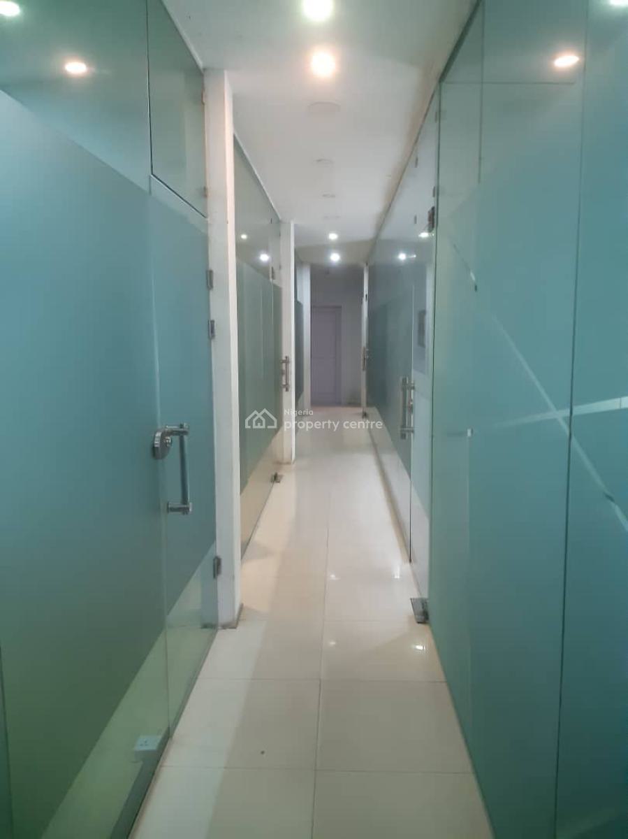 5br Detached House, Lekki Phase 1, Lekki Phase 1, Lekki, Lagos, Office Space for Rent