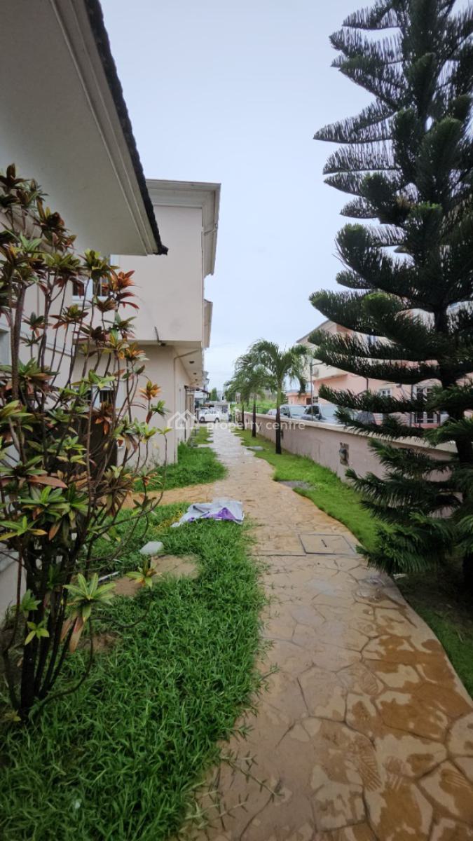 5 Bedroom Semi-detached Duplex with Bq, Royal Gardens Estate,  Ajah,, Lekki, Lagos, Semi-detached Duplex for Rent