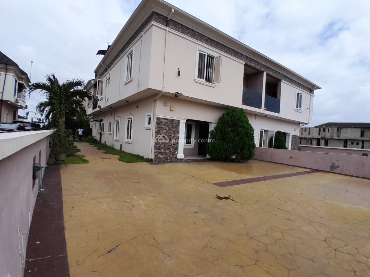 5 Bedrooms Semi-detached Duplex with Bq, Royal Gardens Estate, Ajah, Lagos, Semi-detached Duplex for Rent