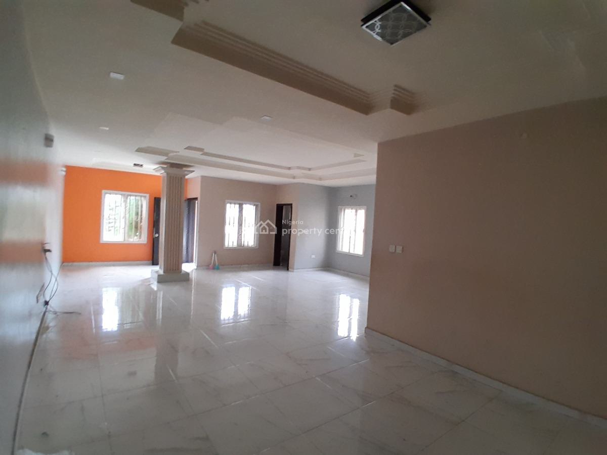 5 Bedrooms Semi-detached Duplex with Bq, Royal Gardens Estate, Ajah, Lagos, Semi-detached Duplex for Rent