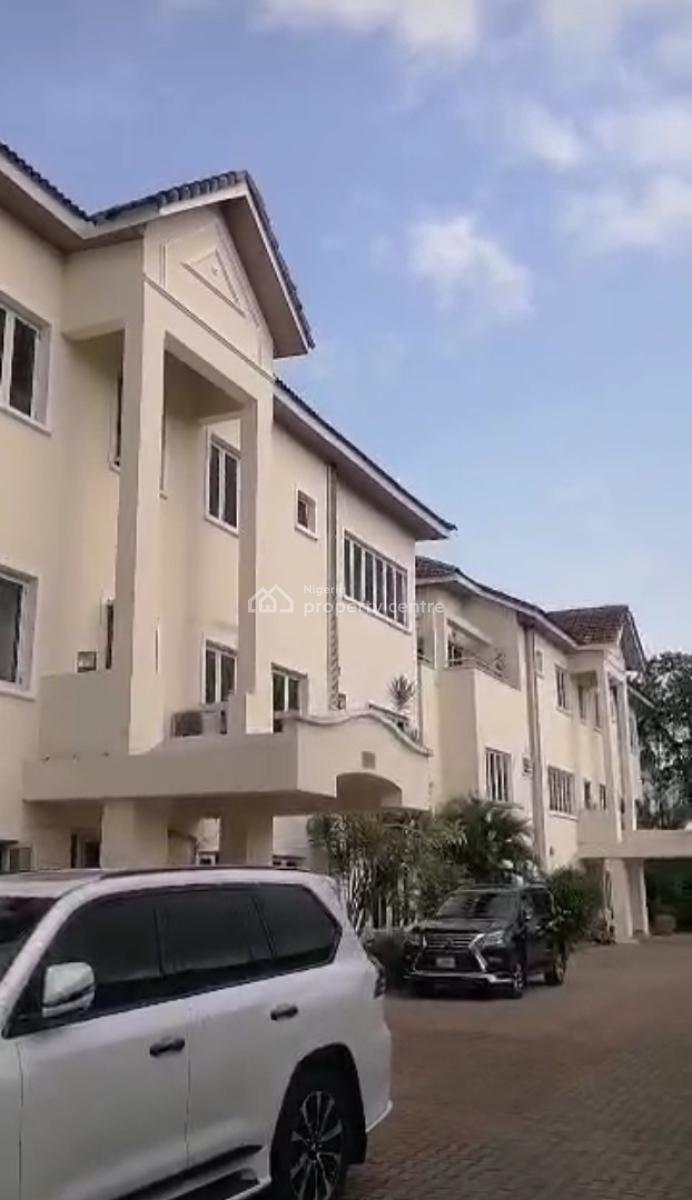 on 2400sqm Is 2 Units of 4 Bedroom Flat Penthouse 8 Units of 3 Bedroom Flat ,gym, Victoria Island (vi), Lagos, Block of Flats for Sale