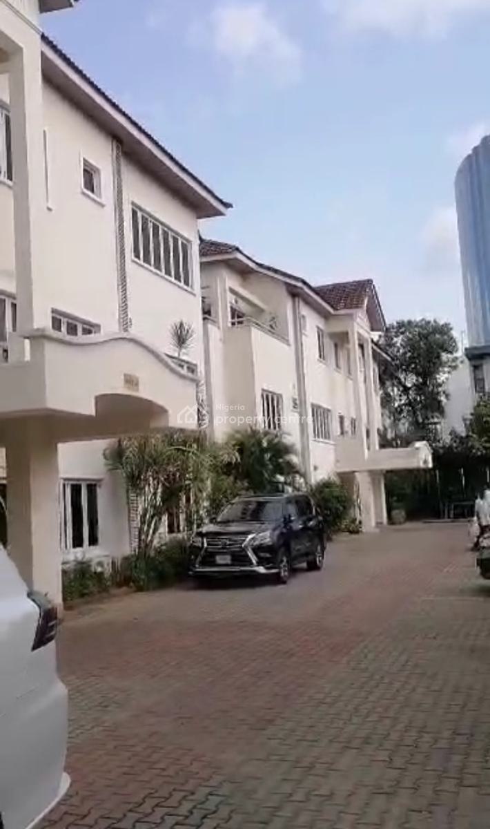 on 2400sqm Is 2 Units of 4 Bedroom Flat Penthouse 8 Units of 3 Bedroom Flat ,gym, Victoria Island (vi), Lagos, Block of Flats for Sale