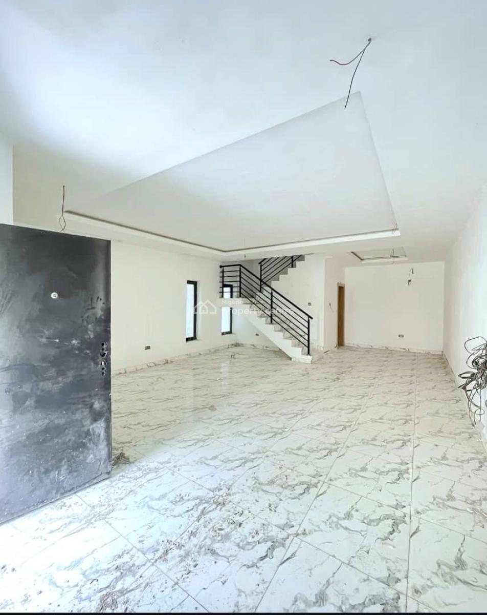 Spacious 4 Bedroom Terrace Duplex with Pool, Gym & Bq, Lekki Phase 1, Lekki, Lagos, Terraced Duplex for Sale
