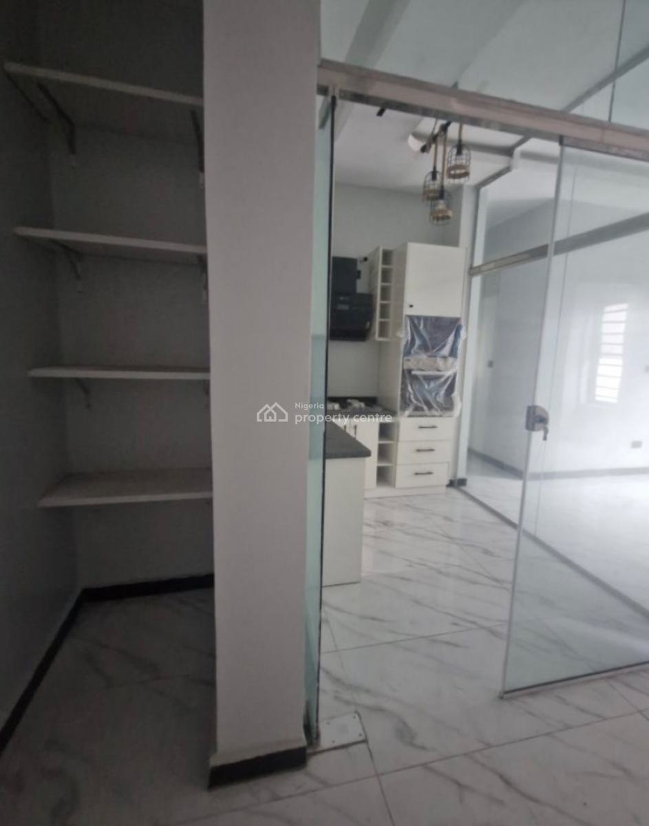 2 Bedroom Apartment, Off Freedom Way, Lekki Phase 1, Lekki, Lagos, Flat / Apartment for Sale