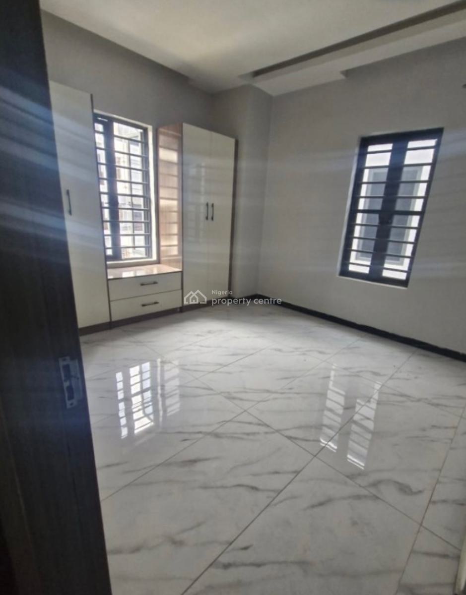 2 Bedroom Apartment, Off Freedom Way, Lekki Phase 1, Lekki, Lagos, Flat / Apartment for Sale