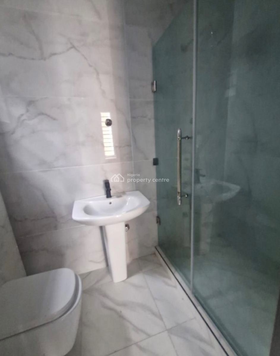 2 Bedroom Apartment, Off Freedom Way, Lekki Phase 1, Lekki, Lagos, Flat / Apartment for Sale