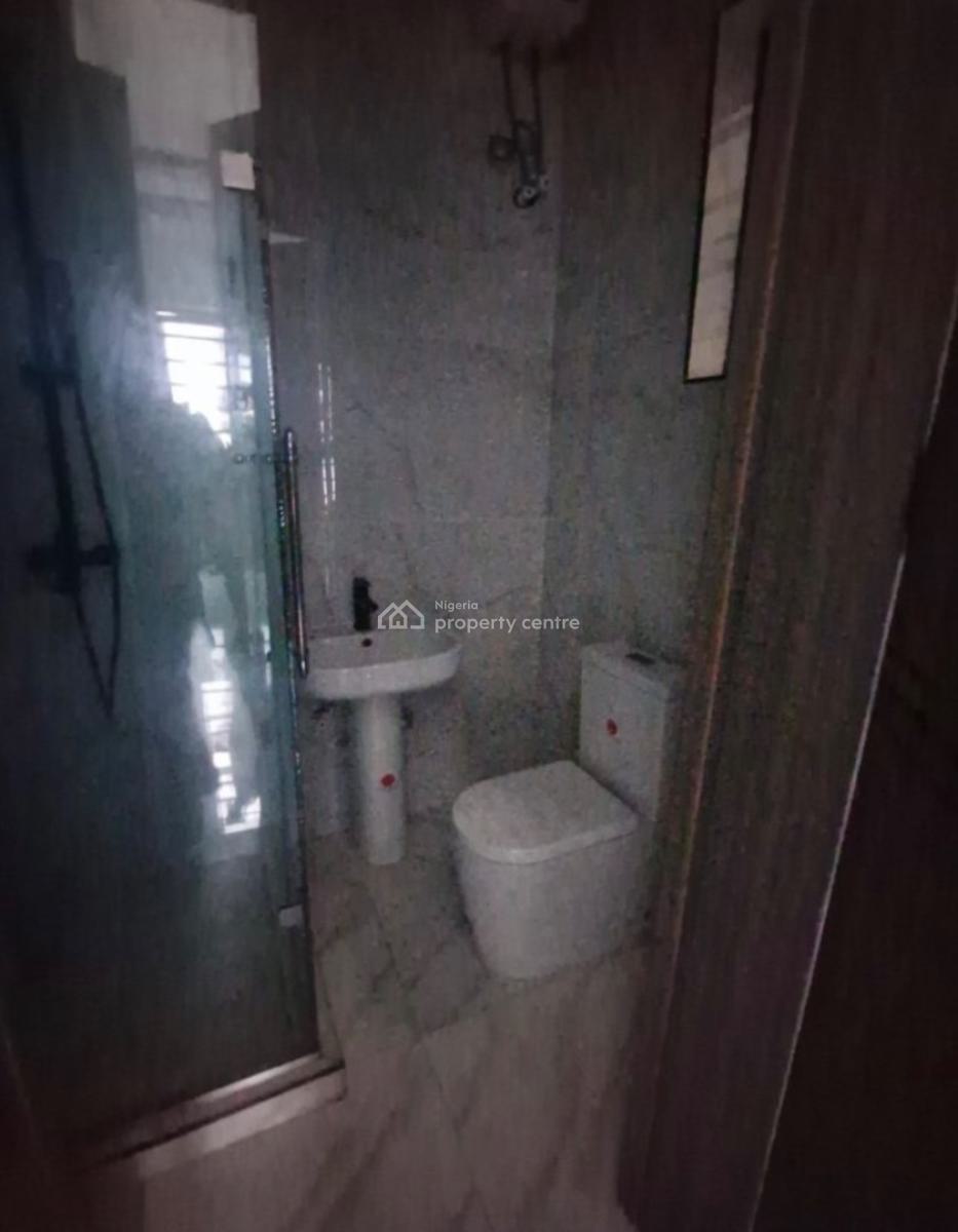 2 Bedroom Apartment, Off Freedom Way, Lekki Phase 1, Lekki, Lagos, Flat / Apartment for Sale