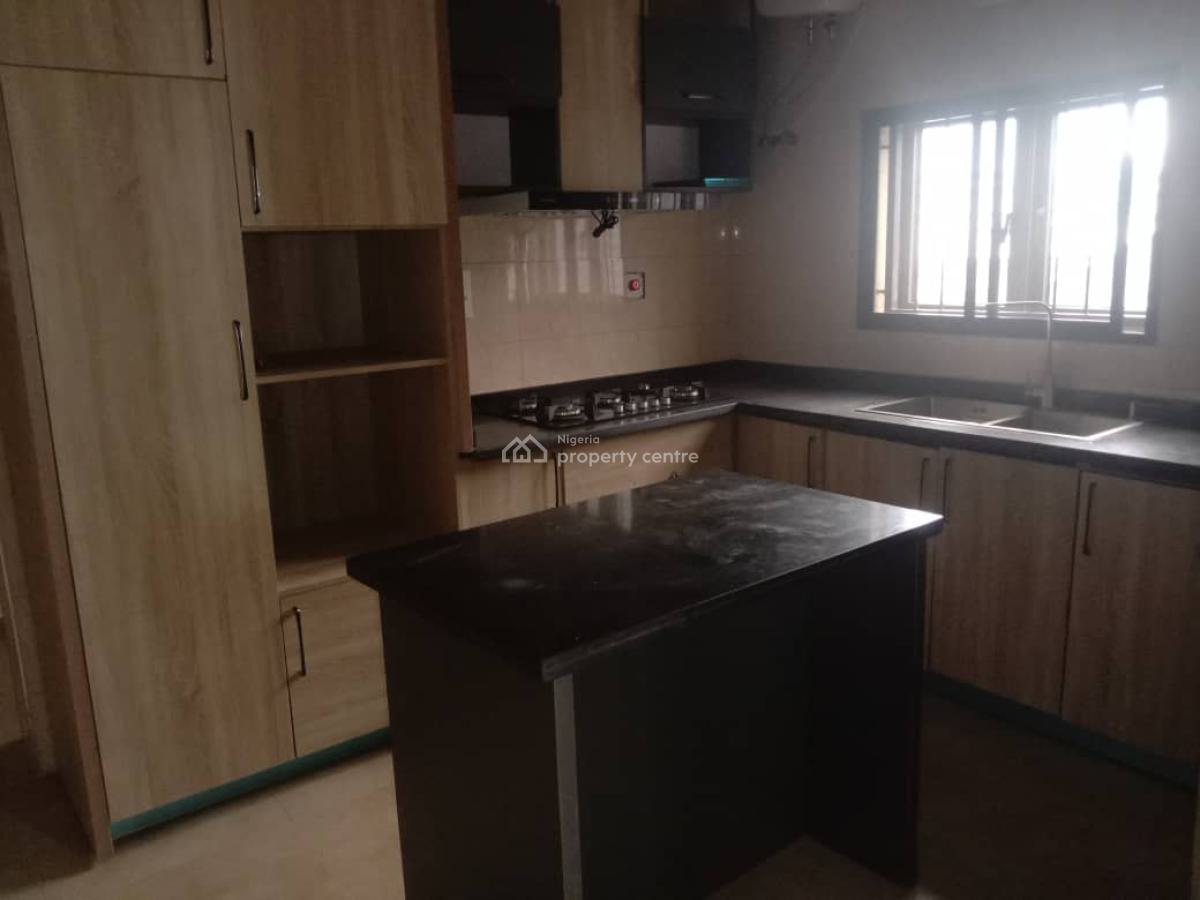 Luxury Three Bedrooms Flat, Gilmore, Jahi, Abuja, Flat / Apartment for Rent