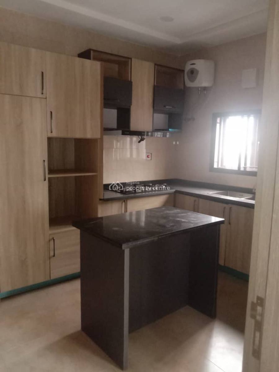 Luxury Three Bedrooms Flat, Gilmore, Jahi, Abuja, Flat / Apartment for Rent