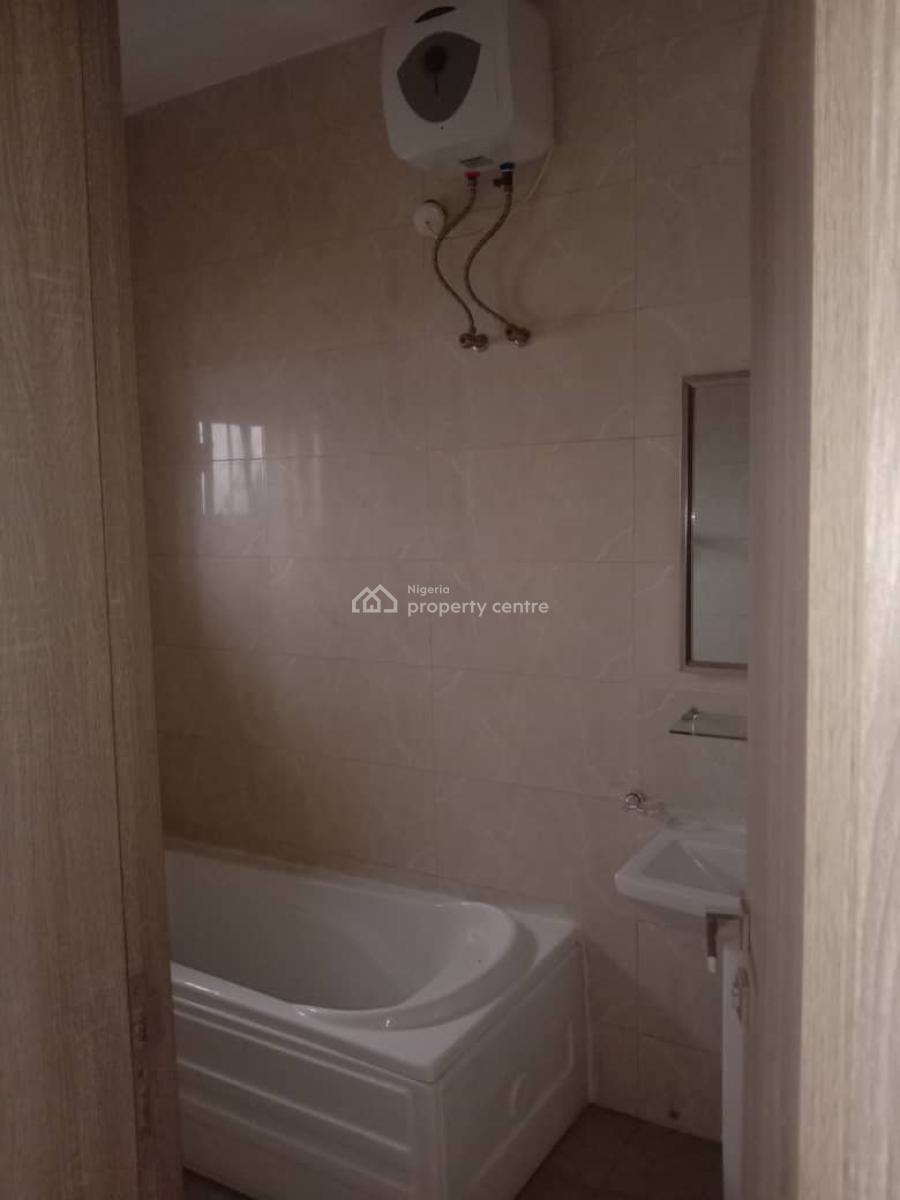 Luxury Three Bedrooms Flat, Gilmore, Jahi, Abuja, Flat / Apartment for Rent