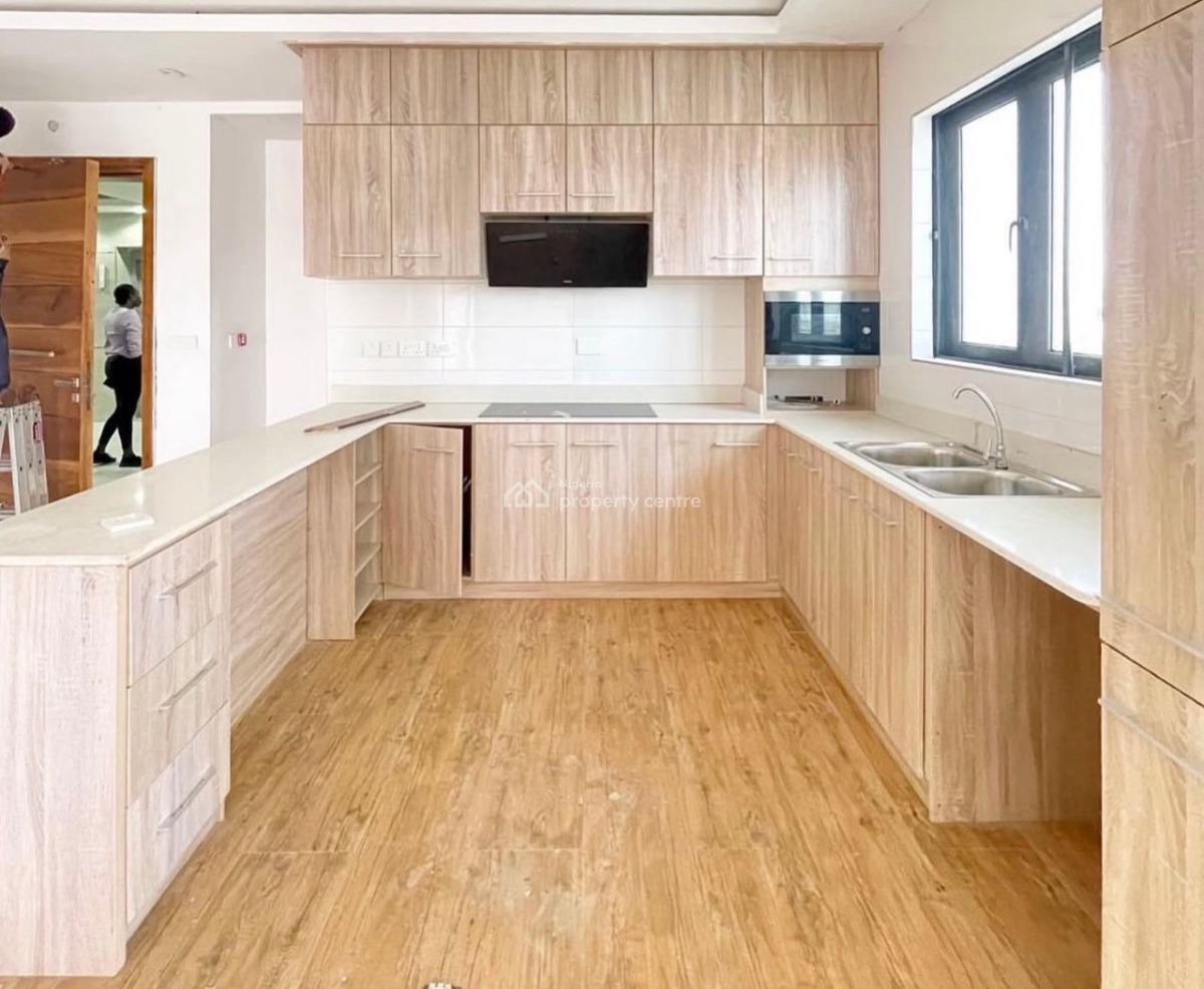 2 Bedroom Apartment in Lekki Phase 1, Lekki Phase 1, Lekki, Lagos, Flat / Apartment for Rent