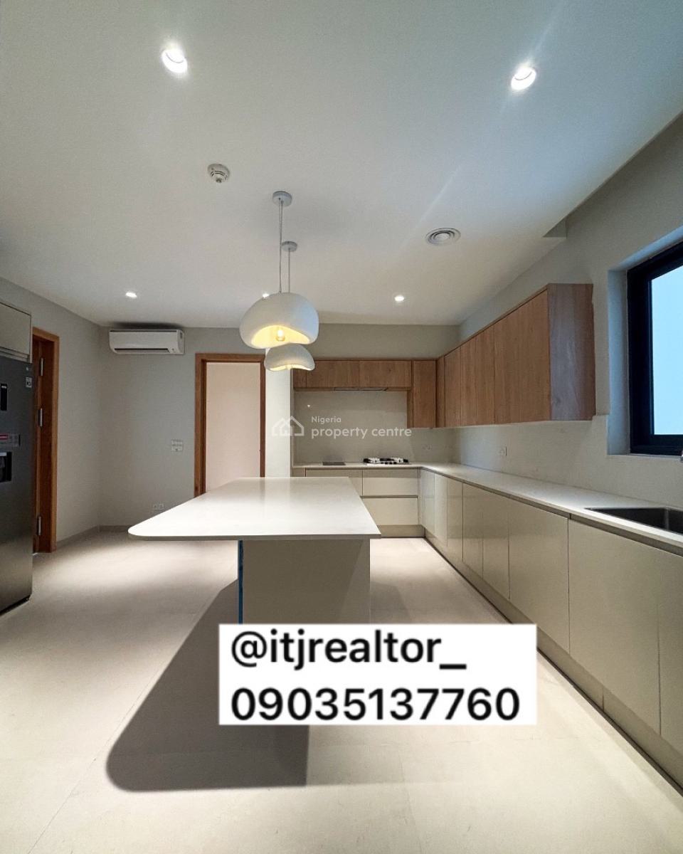 Stunning 3 Bedroom Apartment with Elevator,gym,and Bq, Ikoyi, Ikoyi, Lagos, Block of Flats for Sale