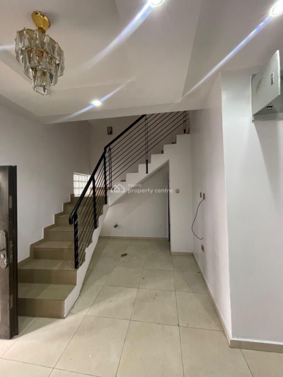 4 Bedroom Duplex with Bq, Off Shoprite Road, Osapa Lekki Lagos, Osapa, Lekki, Lagos, Semi-detached Duplex for Rent