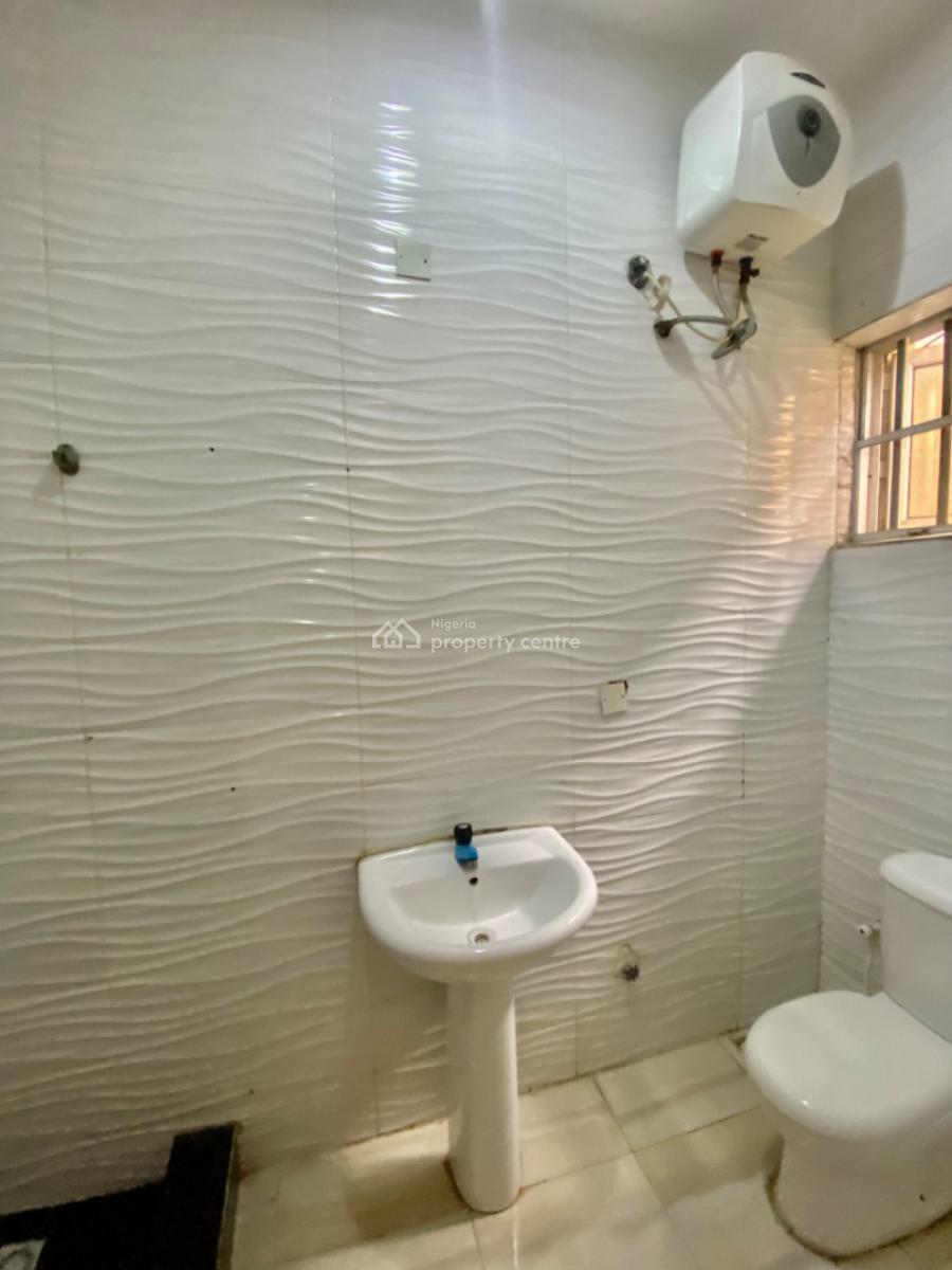 Spacious 4 Bedroom Semi Detached Duplex with Bq and Inverter, Chevron, Lekki, Lagos, Semi-detached Duplex for Rent