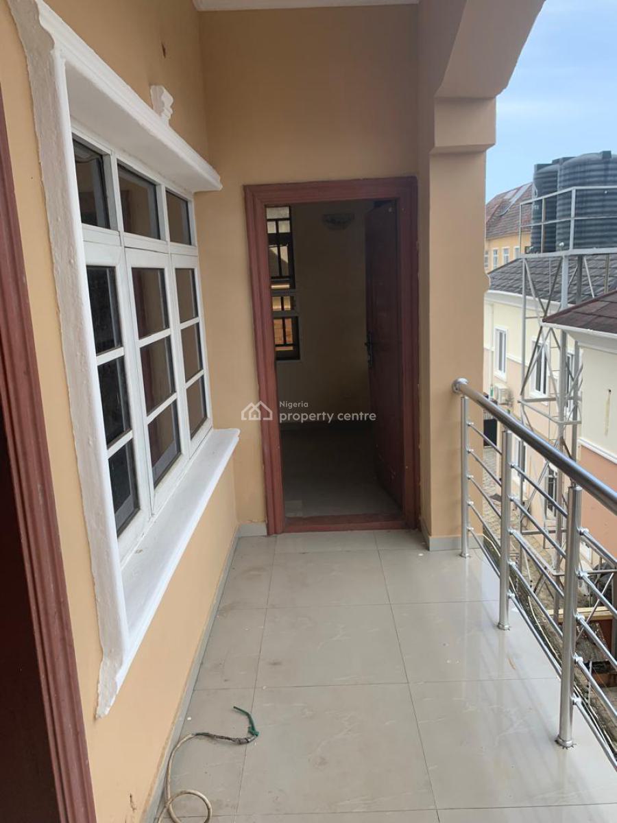 Luxury 3bedroom Penthouse with Bq in a Secured Estate at Chevron Drive, Chevron Drive Lekki Lagos, Lekki Expressway, Lekki, Lagos, Flat / Apartment for Rent