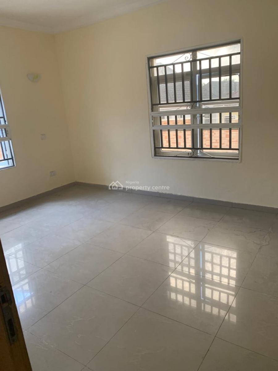 Luxury 3bedroom Penthouse with Bq in a Secured Estate at Chevron Drive, Chevron Drive Lekki Lagos, Lekki Expressway, Lekki, Lagos, Flat / Apartment for Rent