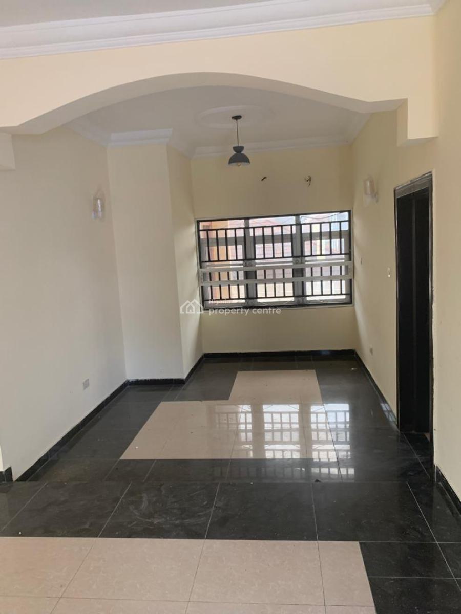 Luxury 3bedroom Penthouse with Bq in a Secured Estate at Chevron Drive, Chevron Drive Lekki Lagos, Lekki Expressway, Lekki, Lagos, Flat / Apartment for Rent