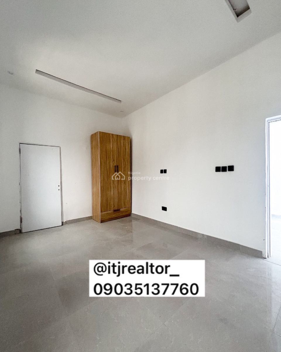 Liveky 2 Bedroom Apartment with Swimming Pool and Bq, Ologolo, Ologolo, Lekki, Lagos, Block of Flats for Sale