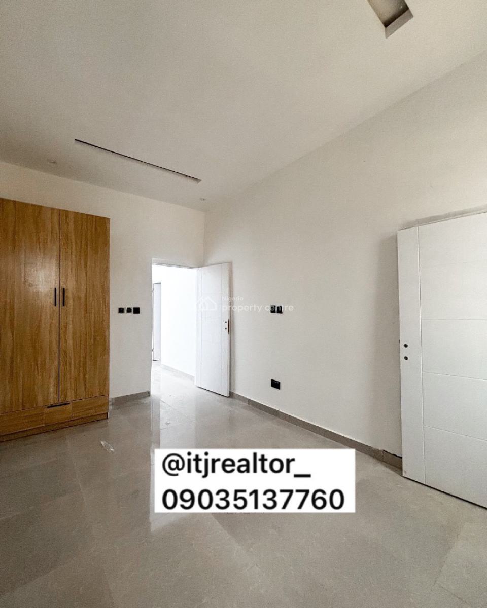 Liveky 2 Bedroom Apartment with Swimming Pool and Bq, Ologolo, Ologolo, Lekki, Lagos, Block of Flats for Sale