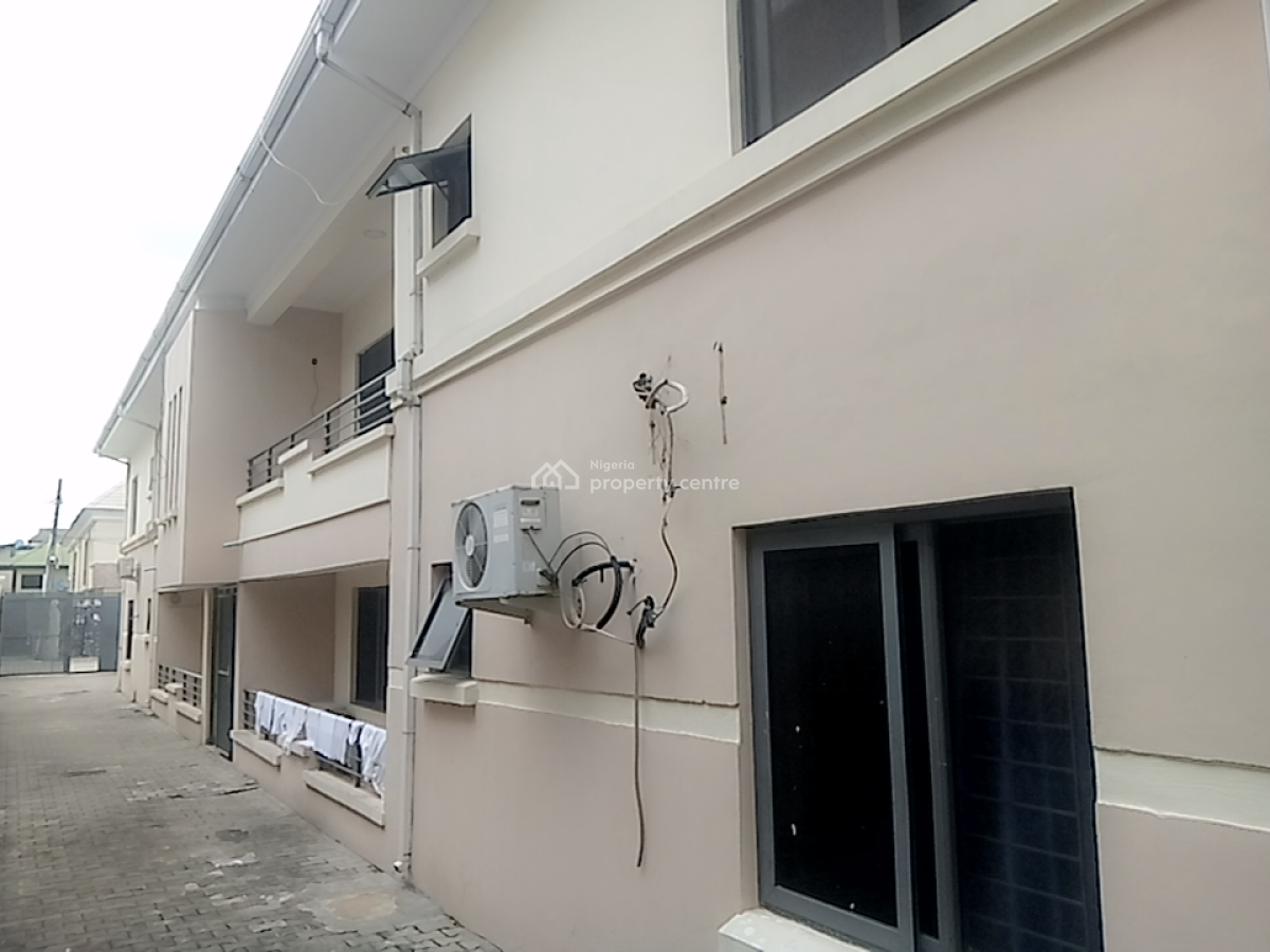 a Neatly and Massively Built 3 Bedroom Flat, Osapa, Lekki, Lagos, Flat / Apartment for Rent