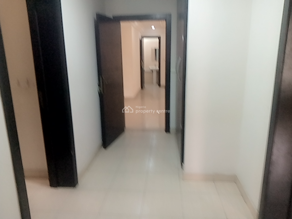 a Neatly and Massively Built 3 Bedroom Flat, Osapa, Lekki, Lagos, Flat / Apartment for Rent