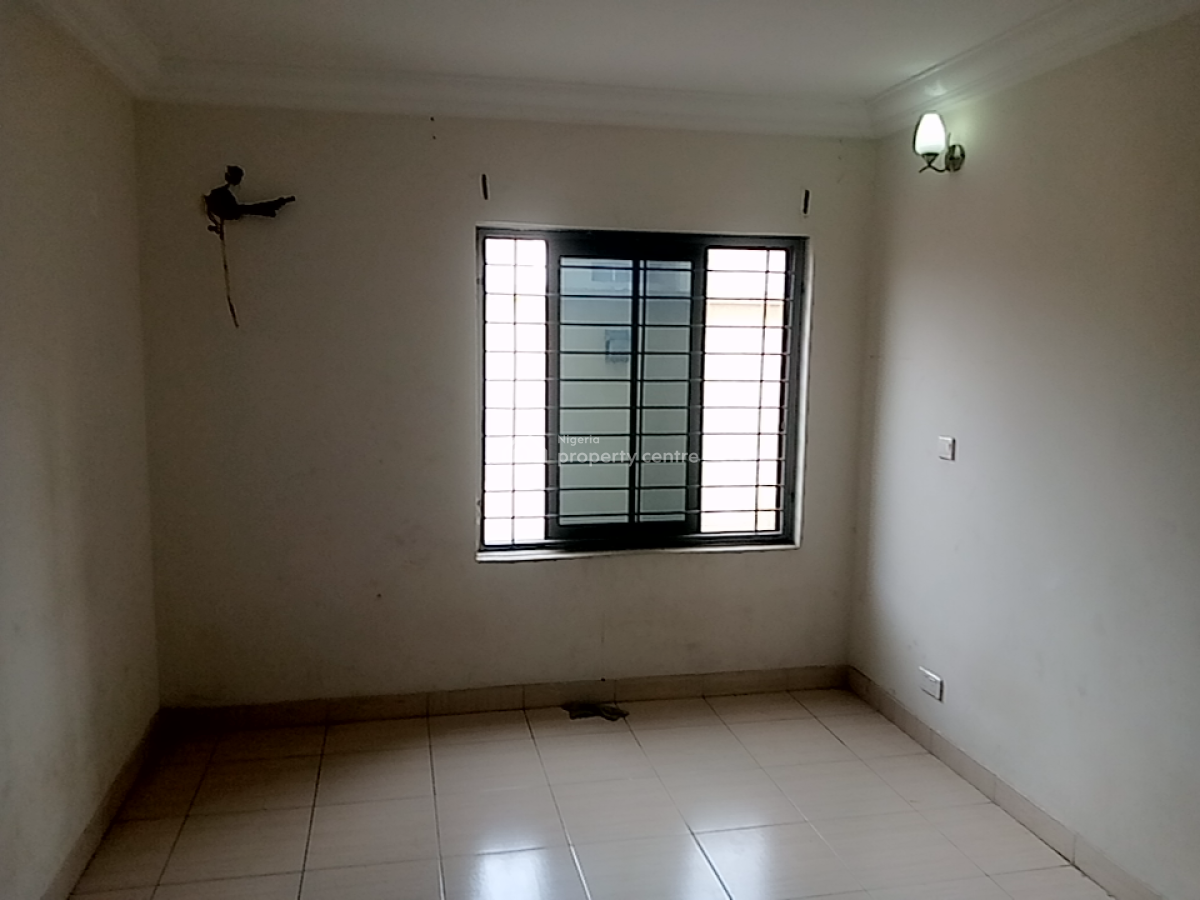 a Neatly and Massively Built 3 Bedroom Flat, Osapa, Lekki, Lagos, Flat / Apartment for Rent