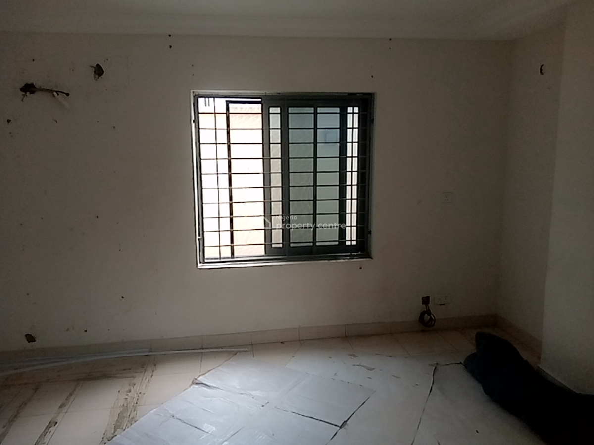 a Neatly and Massively Built 3 Bedroom Flat, Osapa, Lekki, Lagos, Flat / Apartment for Rent