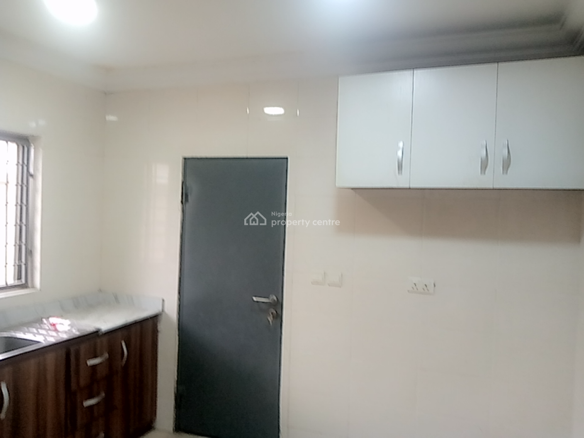 a Neatly and Massively Built 3 Bedroom Flat, Osapa, Lekki, Lagos, Flat / Apartment for Rent