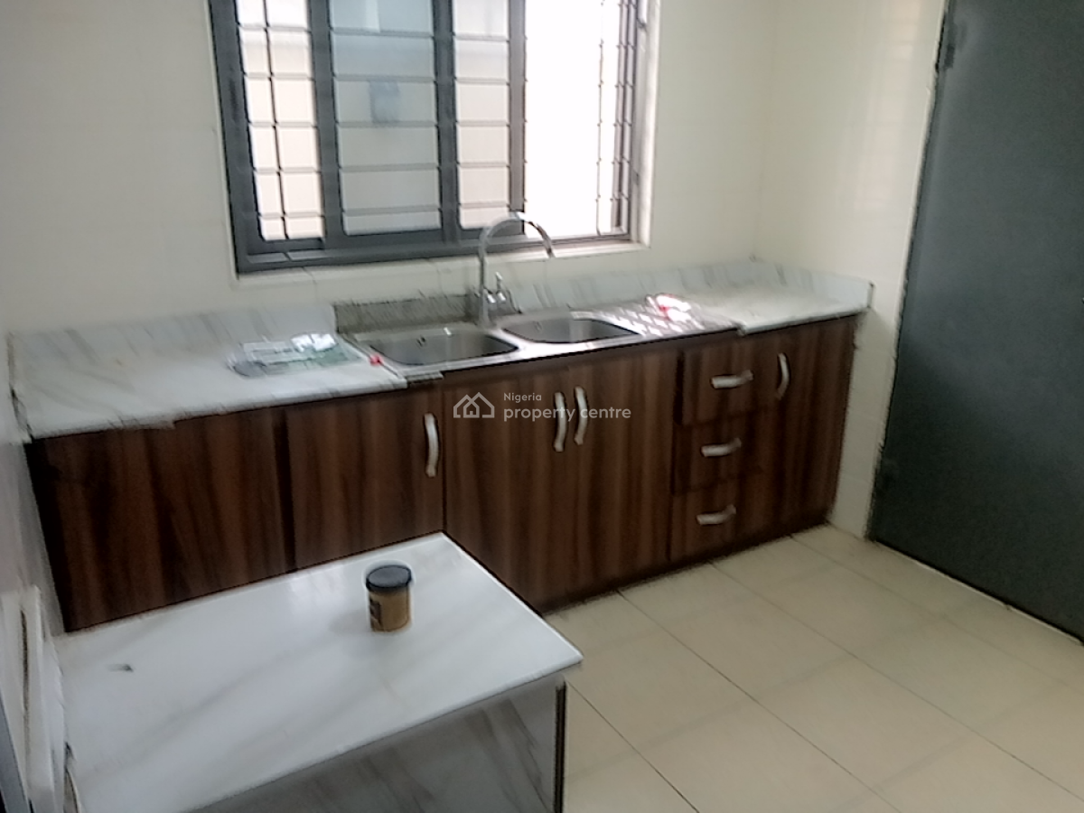 a Neatly and Massively Built 3 Bedroom Flat, Osapa, Lekki, Lagos, Flat / Apartment for Rent