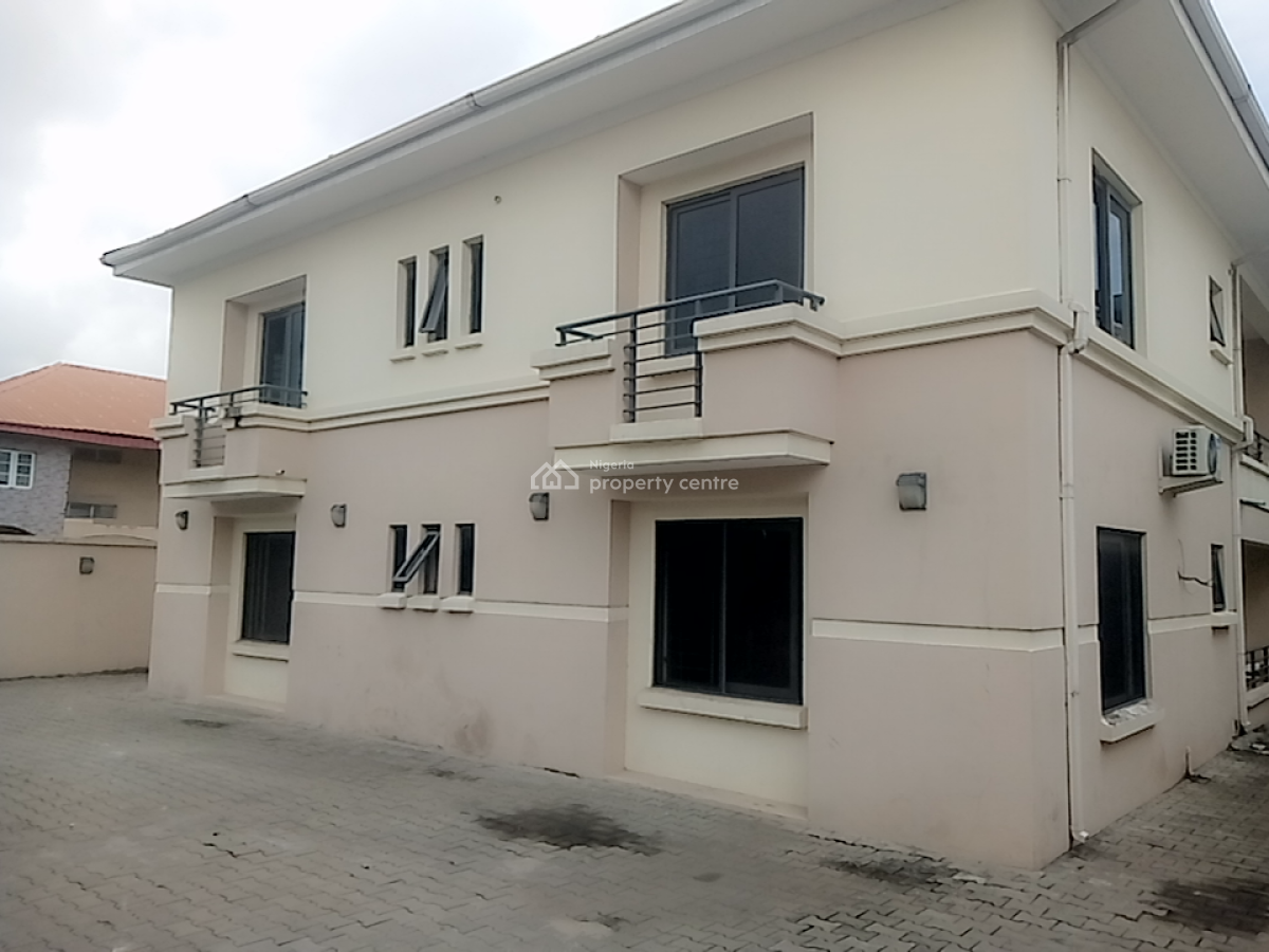 a Neatly and Massively Built 3 Bedroom Flat, Osapa, Lekki, Lagos, Flat / Apartment for Rent