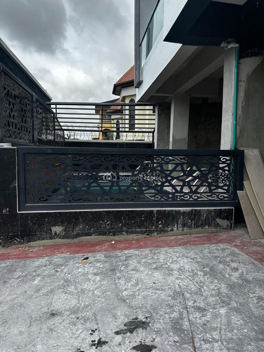 Luxurious 3 Bedroom Apartment, Off Fola Osibo, Lekki Phase 1, Lekki, Lagos, Flat / Apartment for Sale