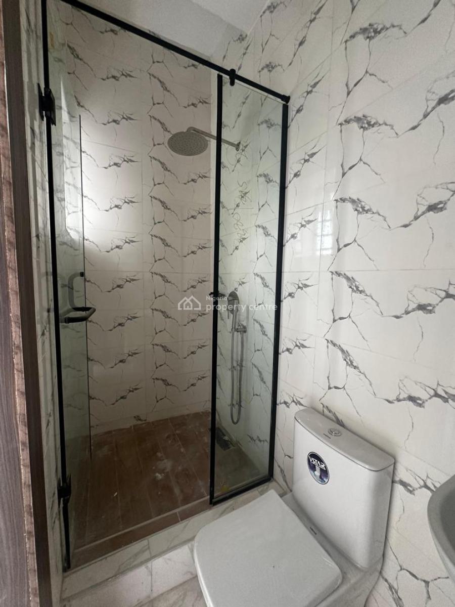 Luxurious 3 Bedroom Apartment, Off Fola Osibo, Lekki Phase 1, Lekki, Lagos, Flat / Apartment for Sale
