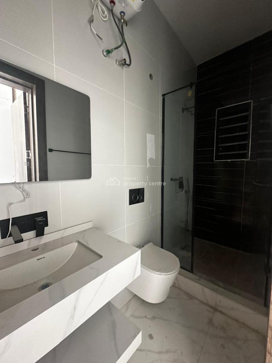 Luxurious 3 Bedroom Apartment, Off Fola Osibo, Lekki Phase 1, Lekki, Lagos, Flat / Apartment for Sale