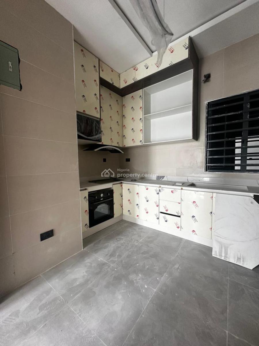 Luxurious 3 Bedroom Apartment, Off Fola Osibo, Lekki Phase 1, Lekki, Lagos, Flat / Apartment for Sale