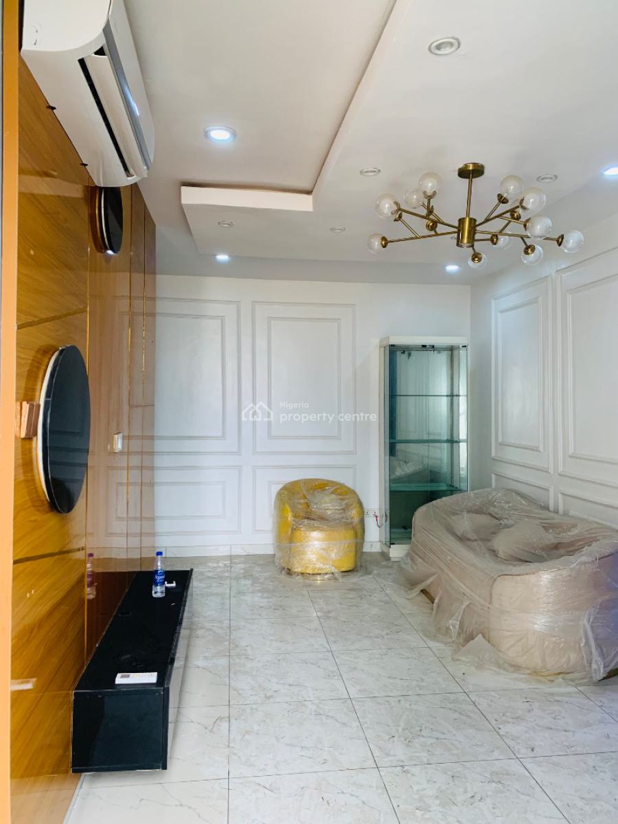 Neat 2 Bedroom Apartment, Ologolo, Lekki, Lagos, Flat / Apartment for Sale