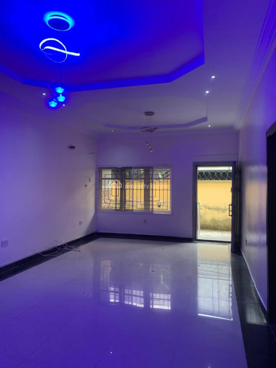 Self Serviced 2 Bedroom Flats, Off Admiralty Way, Lekki Phase 1, Lekki, Lagos, Flat / Apartment for Rent