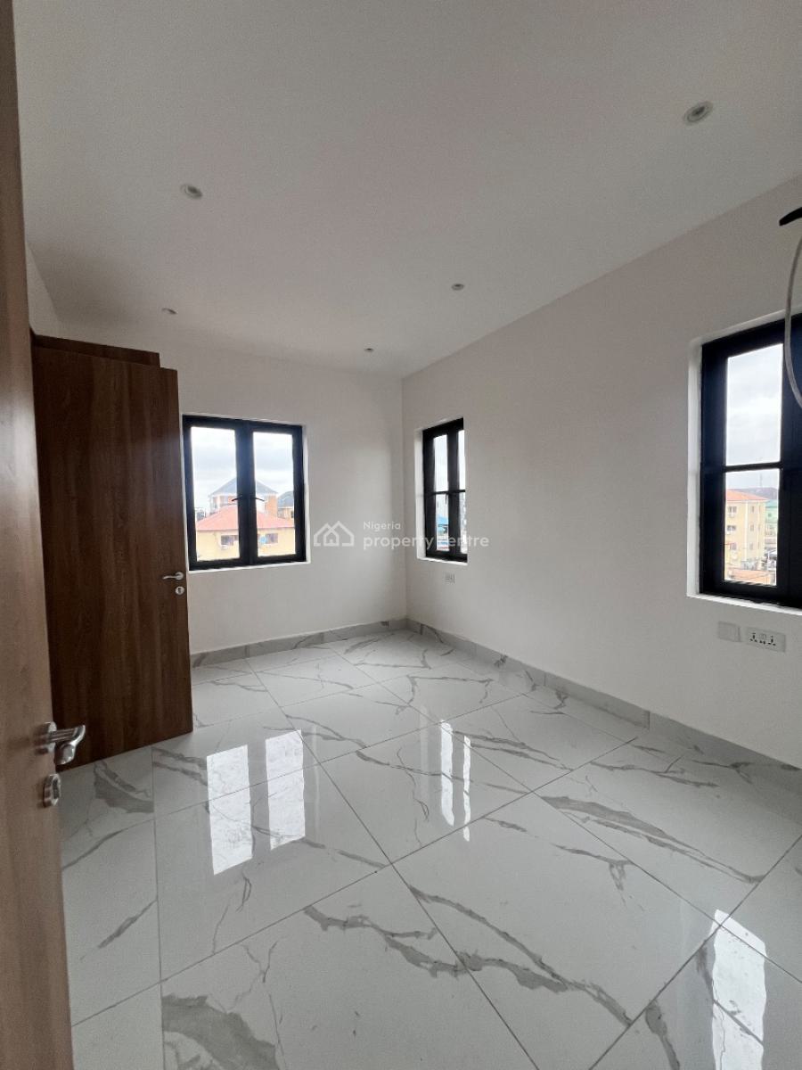 Newly Built Premium 3/bed Apartment + Bq, Yaba, Alagomeji, Yaba, Lagos, Flat / Apartment for Rent