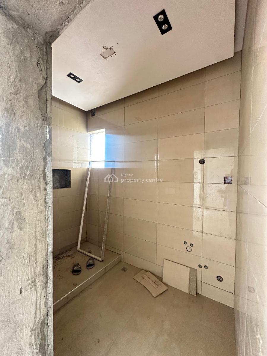 Brand New Luxurious 1/2 Bedroom Apartments, Water Corporations, Oniru, Victoria Island (vi), Lagos, Block of Flats for Sale