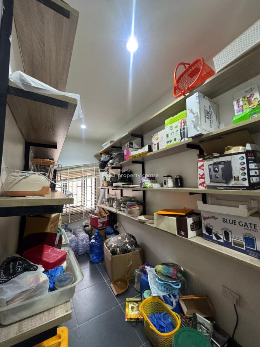 7 7-bedroom Detached House Sitting on Approximately 1,000 Sqm, Off Ajose Adeogun, Victoria Island (vi), Lagos, Detached Duplex for Rent