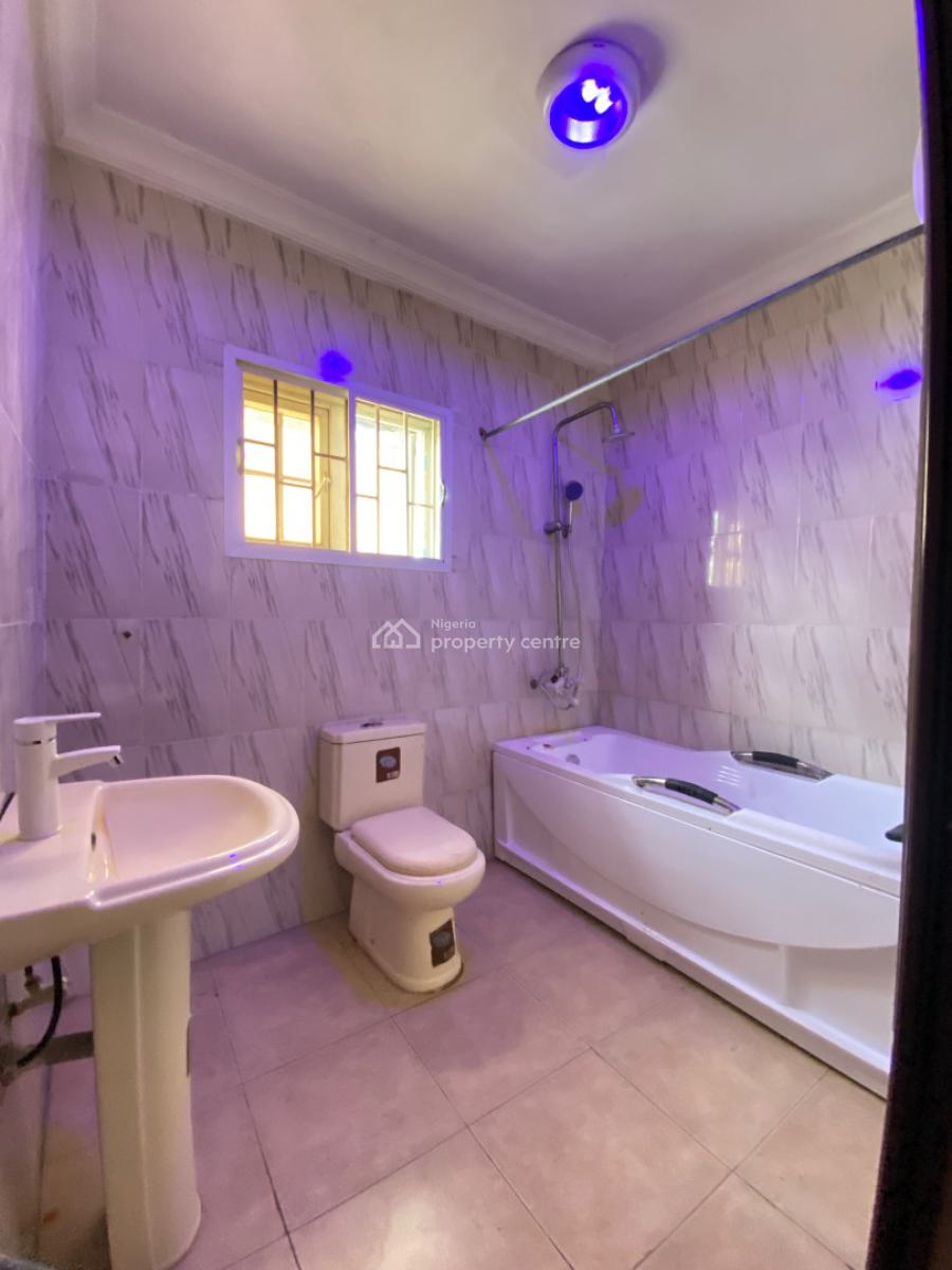 3 Bedroom Apartment, Lekki Scheme 2, Lekki Phase 2, Lekki, Lagos, Flat / Apartment for Rent