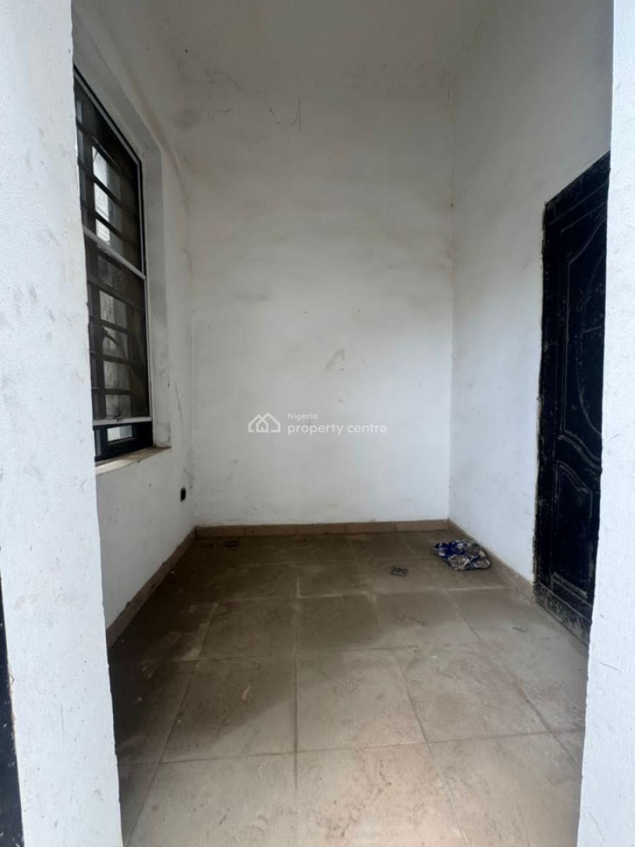 Big Bq Room with Shared Kitchen, Before The Roundabout, Lekki, Lagos, Self Contain (single Rooms) for Rent