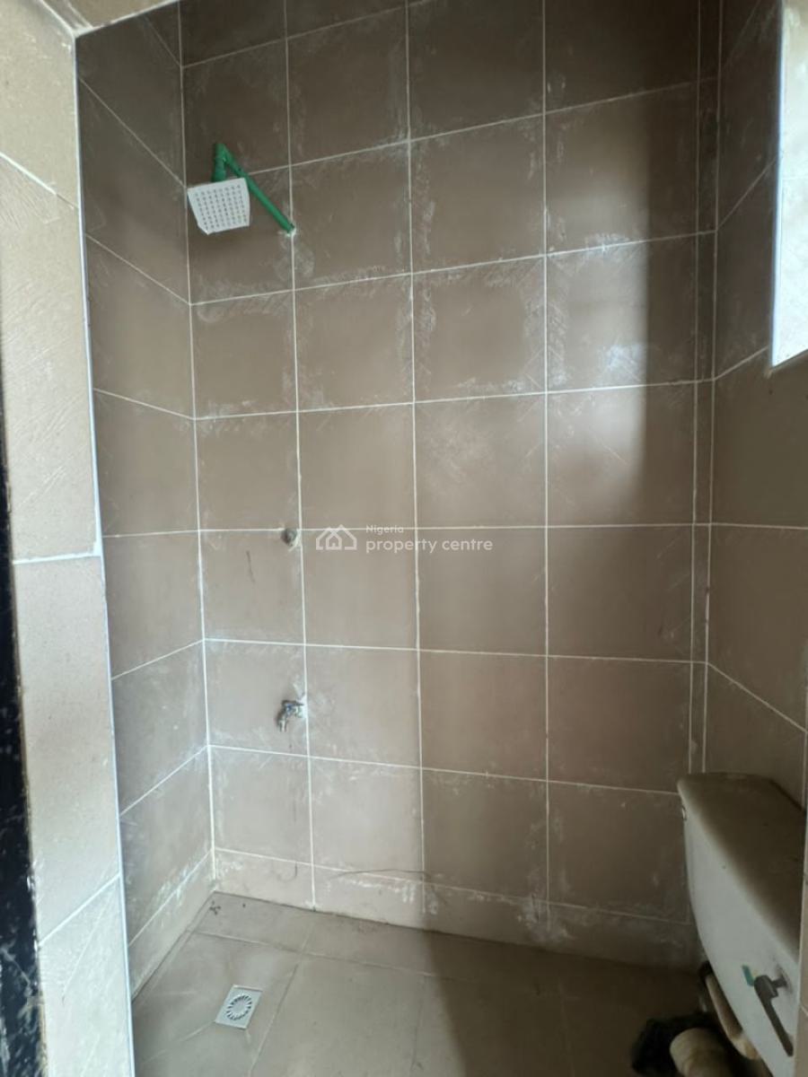 Big Bq Room with Shared Kitchen, Before The Roundabout, Lekki, Lagos, Self Contain (single Rooms) for Rent