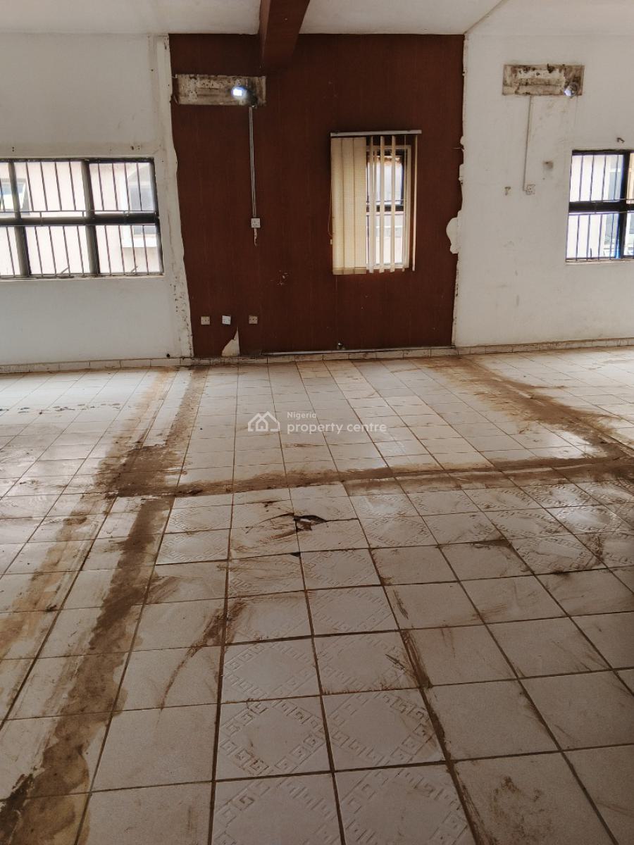 Office Space of 110sqm with 2 Toilets, By Arab Road, Utako, Abuja, Office Space for Rent