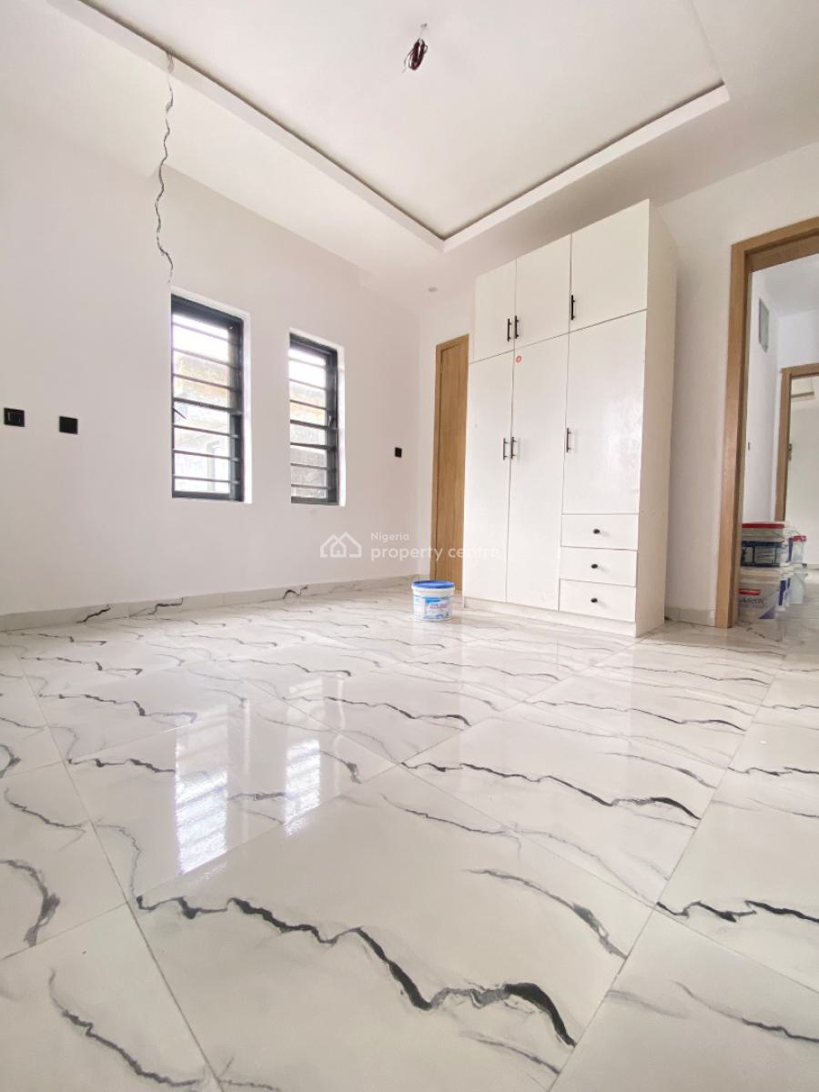 Luxury 2 Bedroom Apartment, Lekki Scheme 2, Lekki Phase 2, Lekki, Lagos, Flat / Apartment for Sale