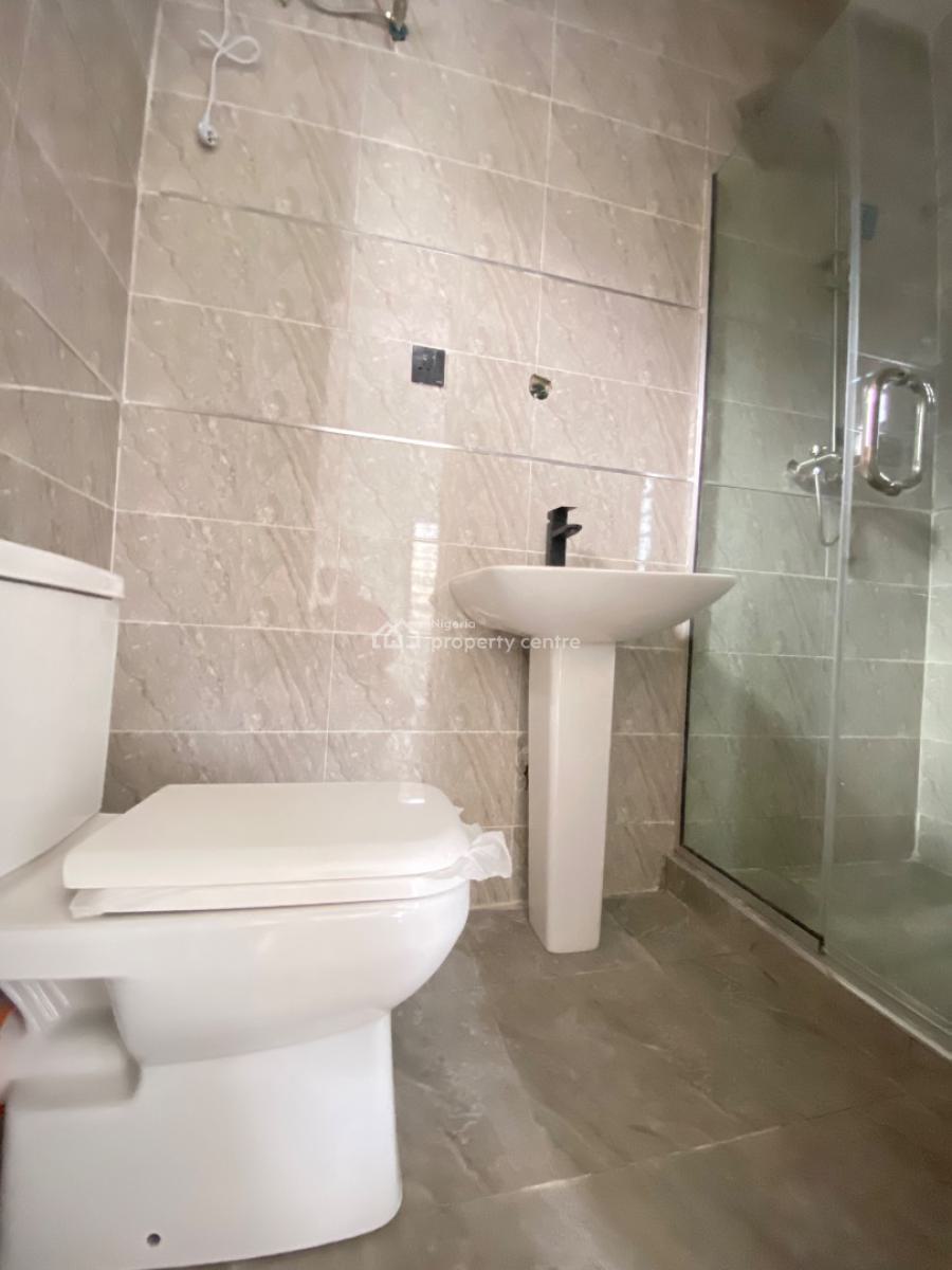 Luxury 2 Bedroom Apartment, Lekki Scheme 2, Lekki Phase 2, Lekki, Lagos, Flat / Apartment for Sale