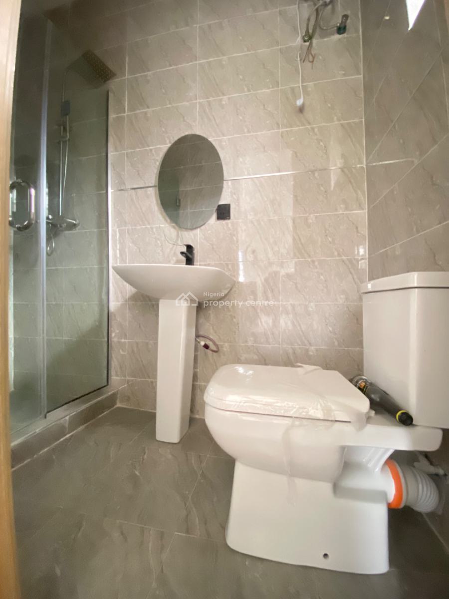 Luxury 2 Bedroom Apartment, Lekki Scheme 2, Lekki Phase 2, Lekki, Lagos, Flat / Apartment for Sale